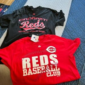 Two new tags, Cincinnati Reds T-shirts size large